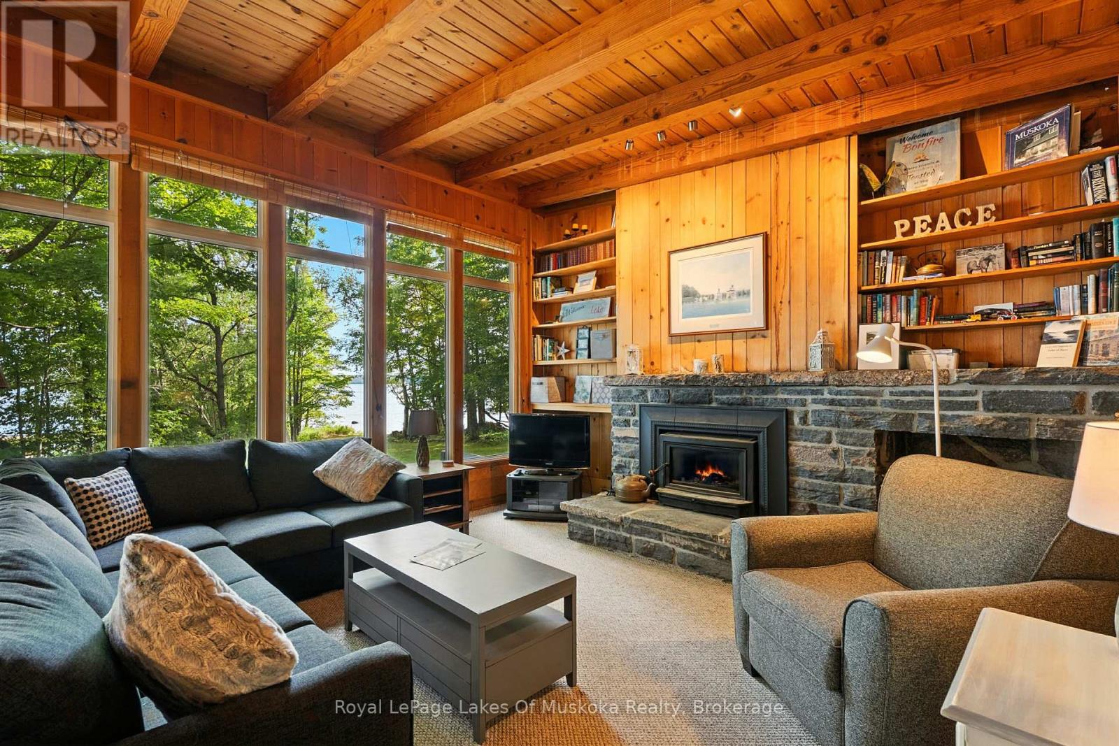 1053 Robson Lane, Lake Of Bays, Ontario  P0A 1H0 - Photo 15 - X12371838