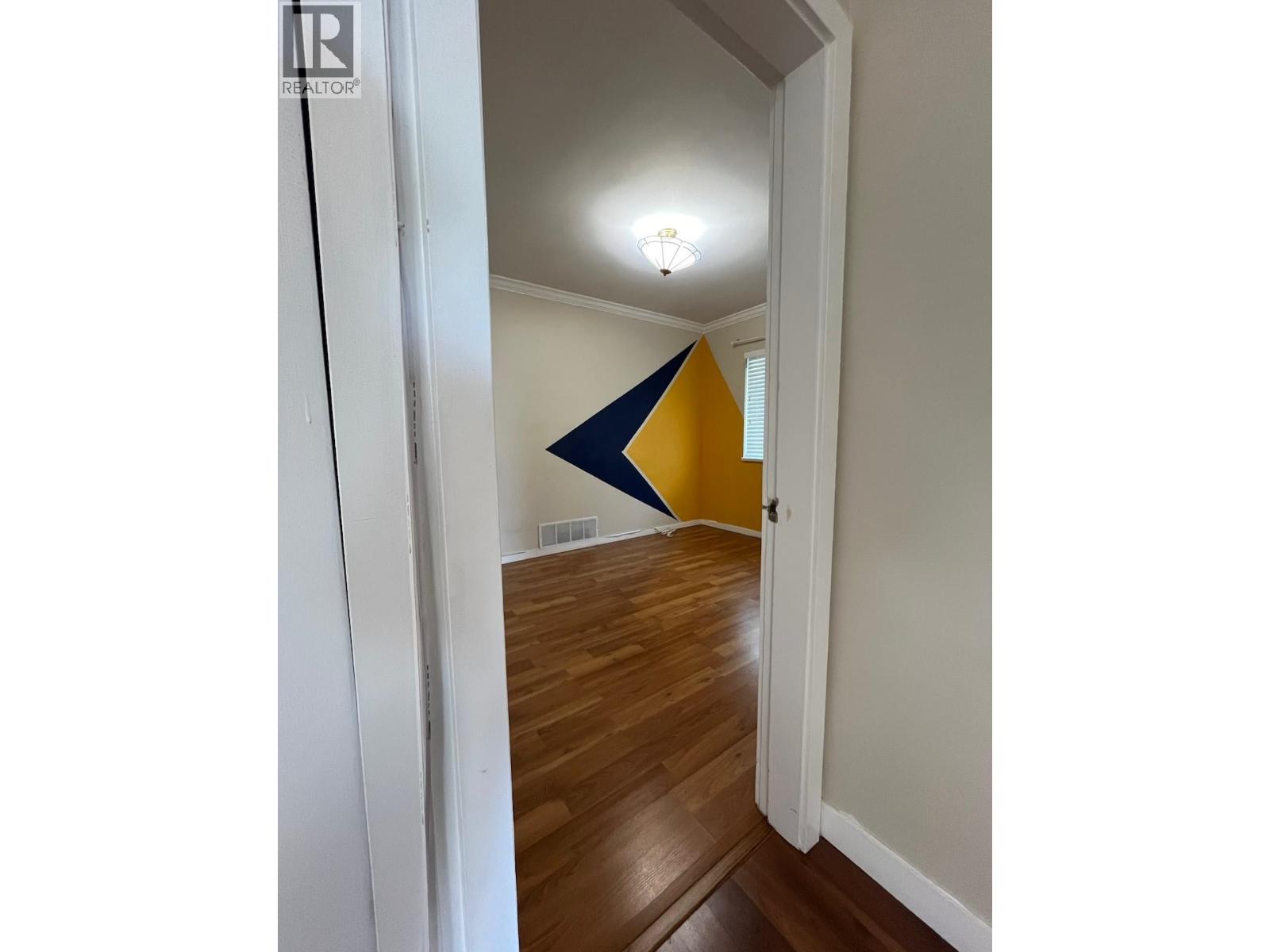 8391 11th Avenue, Burnaby, British Columbia  V3N 2P5 - Photo 13 - R3036154