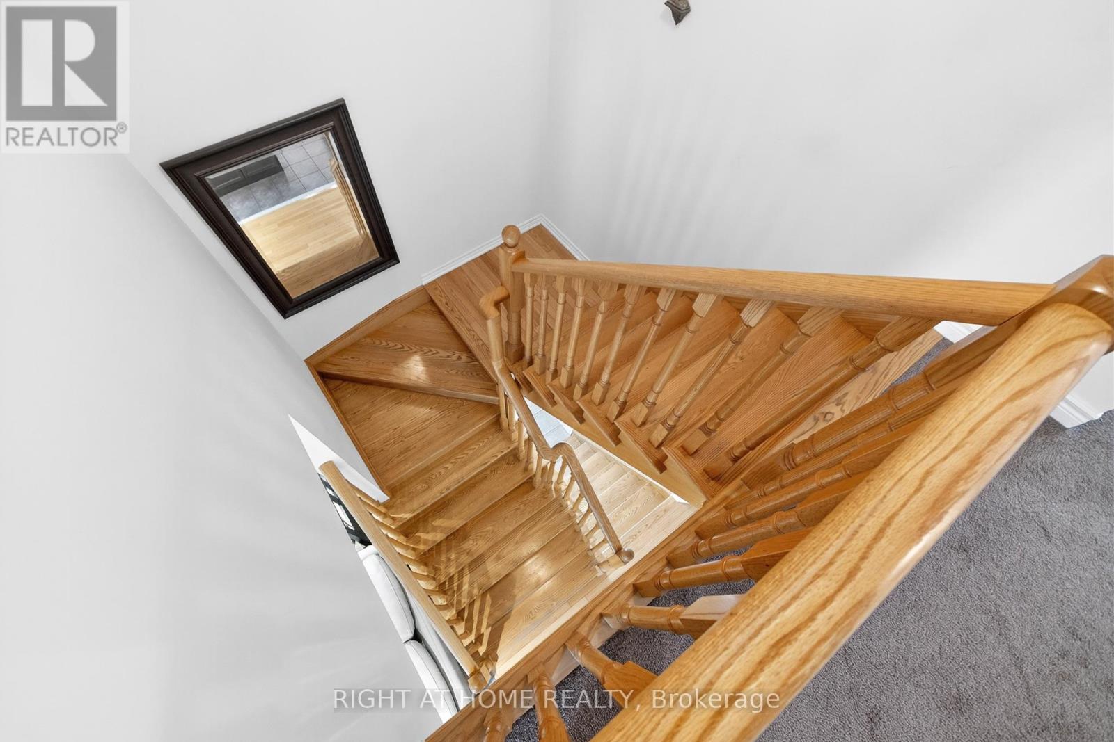 147 Betony Drive, Richmond Hill, Ontario  L4E 0P3 - Photo 12 - N12371825