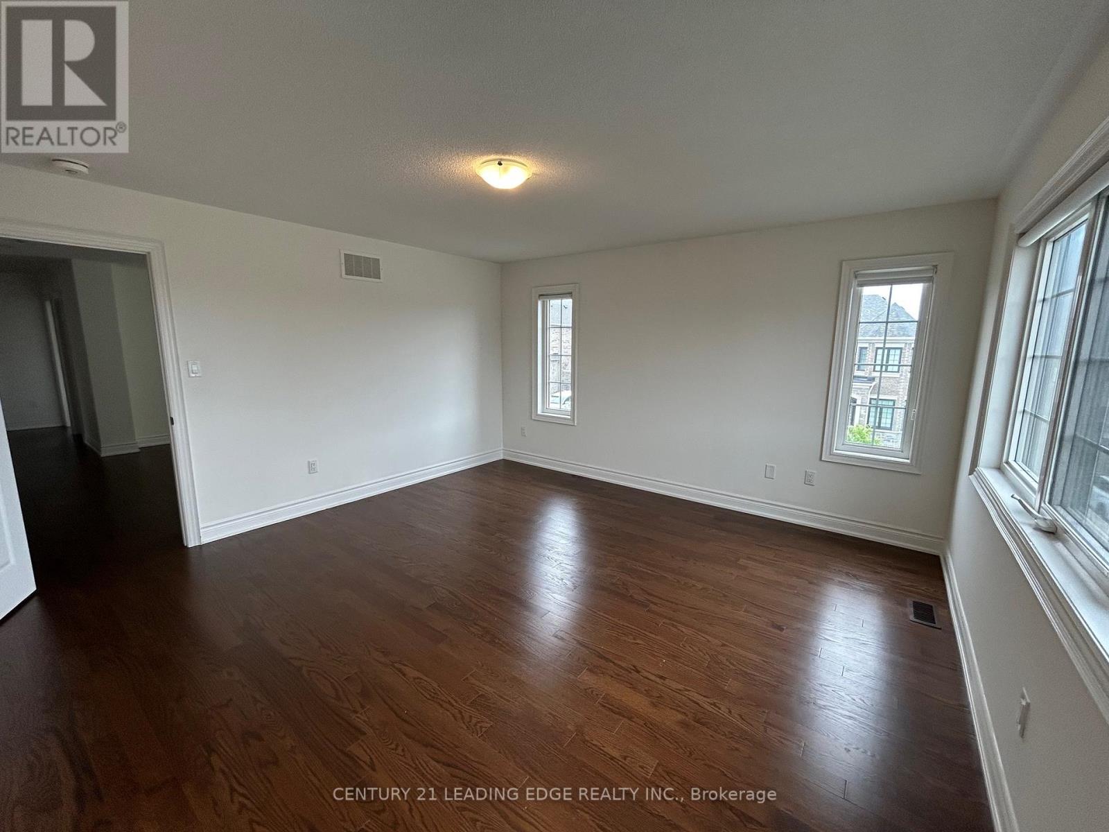 25 Beebalm Lane, East Gwillimbury, Ontario  L9N 0T4 - Photo 11 - N12371843