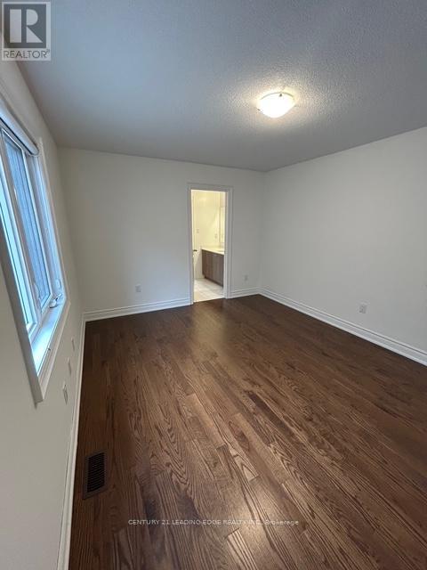 25 Beebalm Lane, East Gwillimbury, Ontario  L9N 0T4 - Photo 21 - N12371843