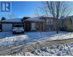 LOWER - 41 GRAHAM STREET, Springwater, Ontario