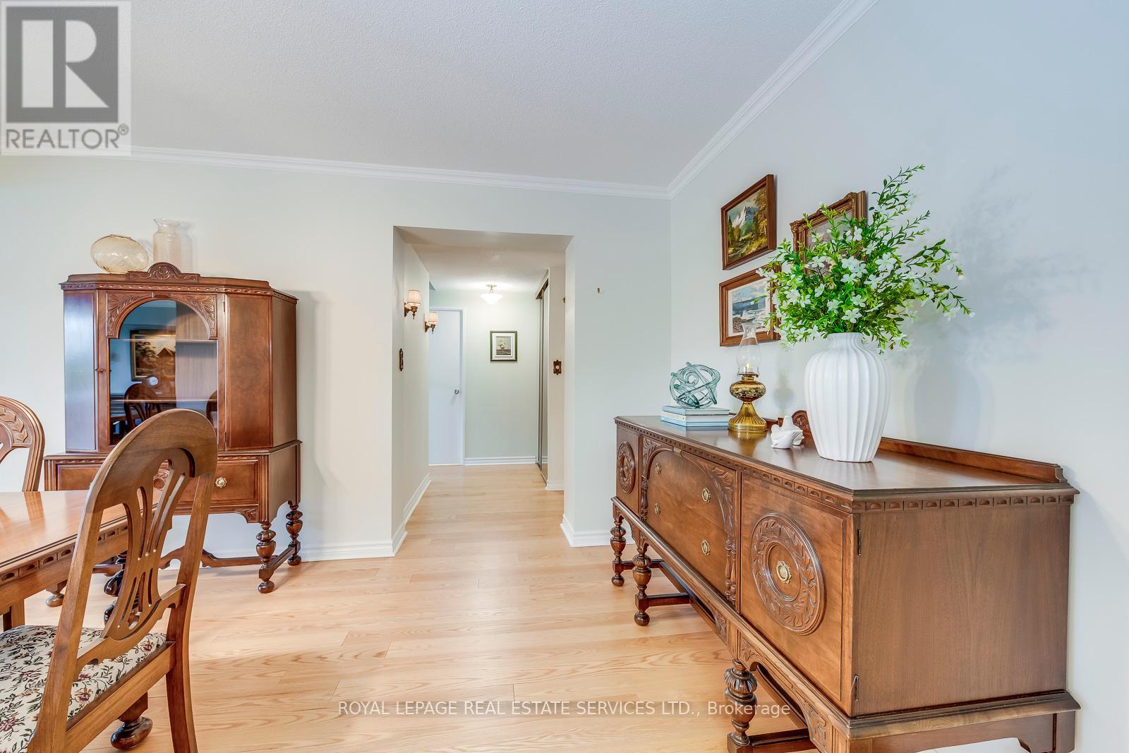 405 - 240 Scarlett Road, Toronto (Rockcliffe-Smythe), Ontario  M6N 4X4 - Photo 26 - W12371821