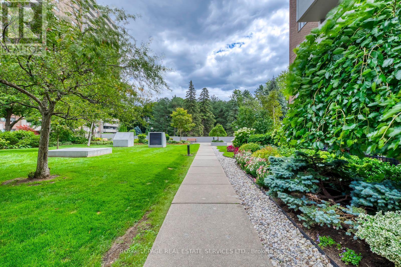 405 - 240 Scarlett Road, Toronto (Rockcliffe-Smythe), Ontario  M6N 4X4 - Photo 44 - W12371821