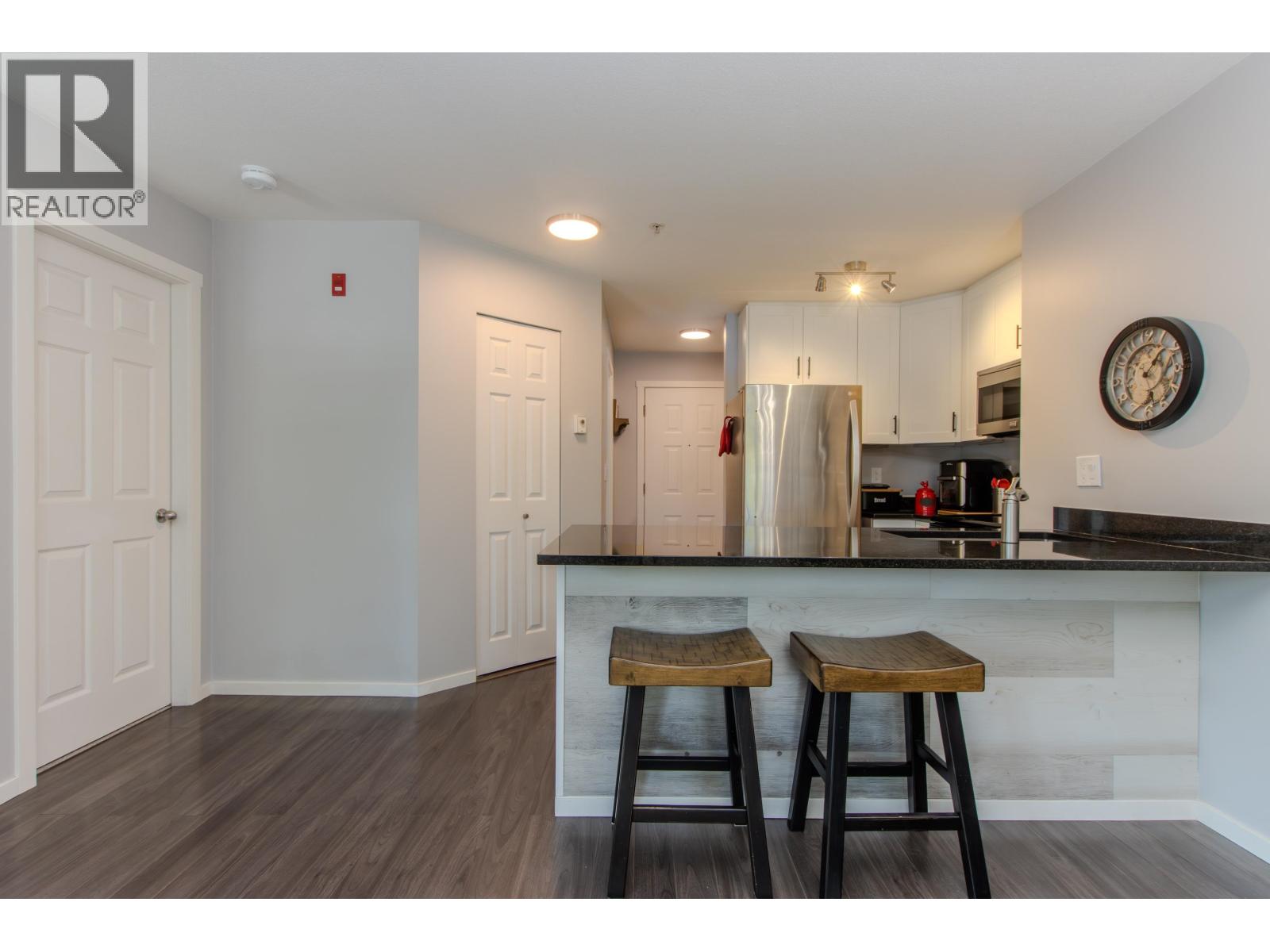 C211 40140 Willow Crescent, Squamish, British Columbia  V8B 0M1 - Photo 5 - R3041678