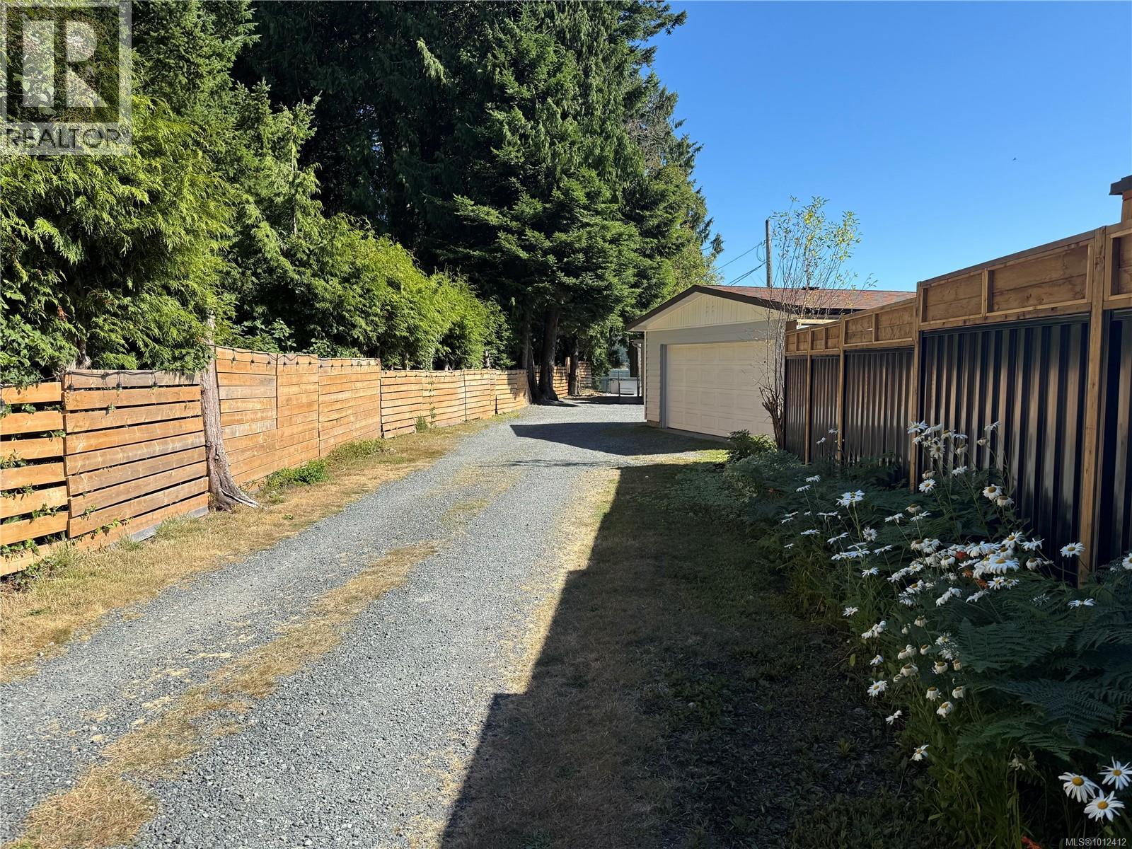 Property at 6359 Belvista Pl image 5