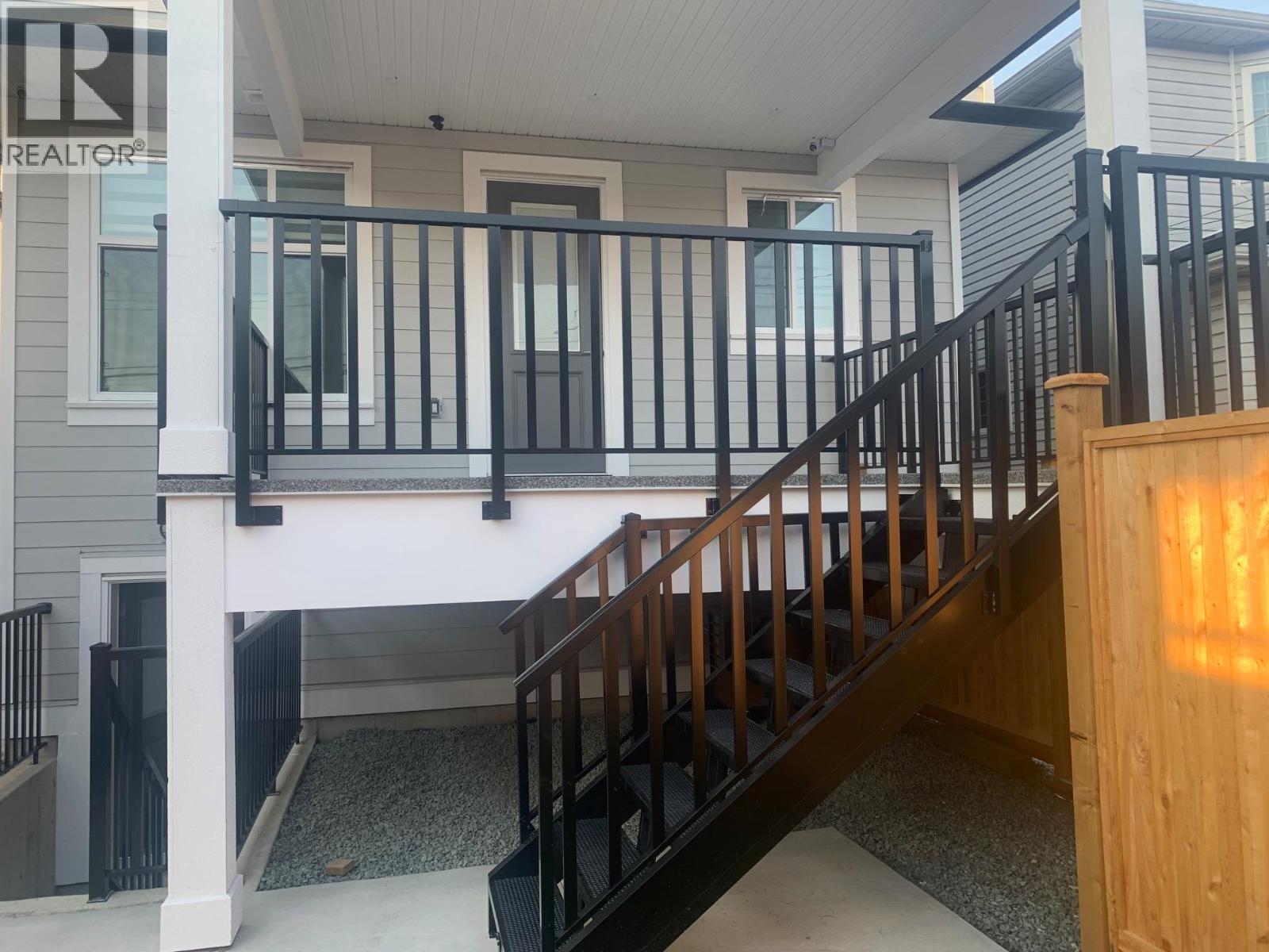 2 2074 E 50th Avenue, Vancouver, British Columbia  V5P 1V3 - Photo 15 - R3041233