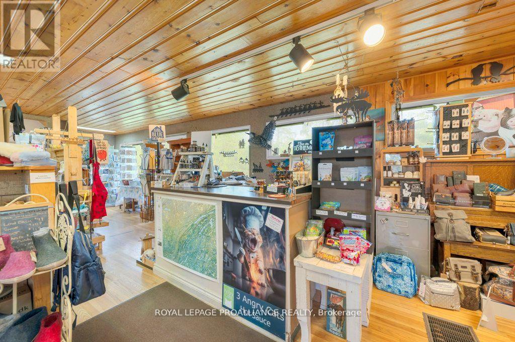 108575 Highway 7, Tweed (Elzevir (Twp)), Ontario  K0K 3J0 - Photo 8 - X12371895