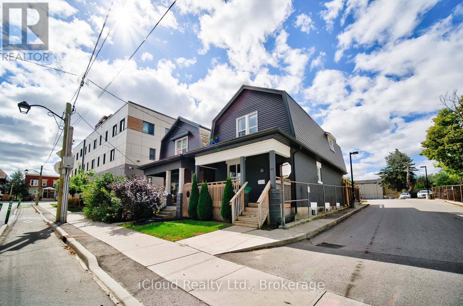 425 English Street, London East, Ontario  N5W 3T4 - Photo 2 - X12358239