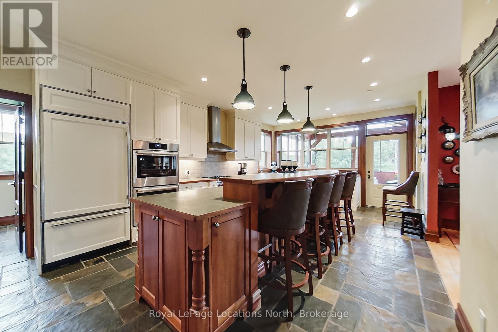 415456 Tenth Line, Blue Mountains, Ontario  N0H 2E0 - Photo 14 - X12371889