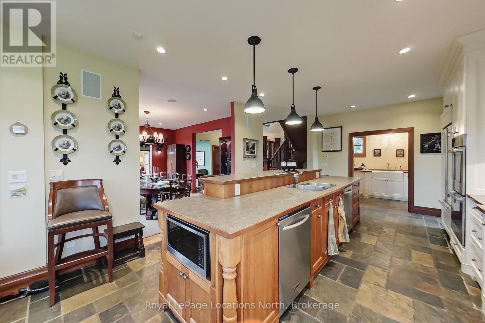 415456 Tenth Line, Blue Mountains, Ontario  N0H 2E0 - Photo 18 - X12371889