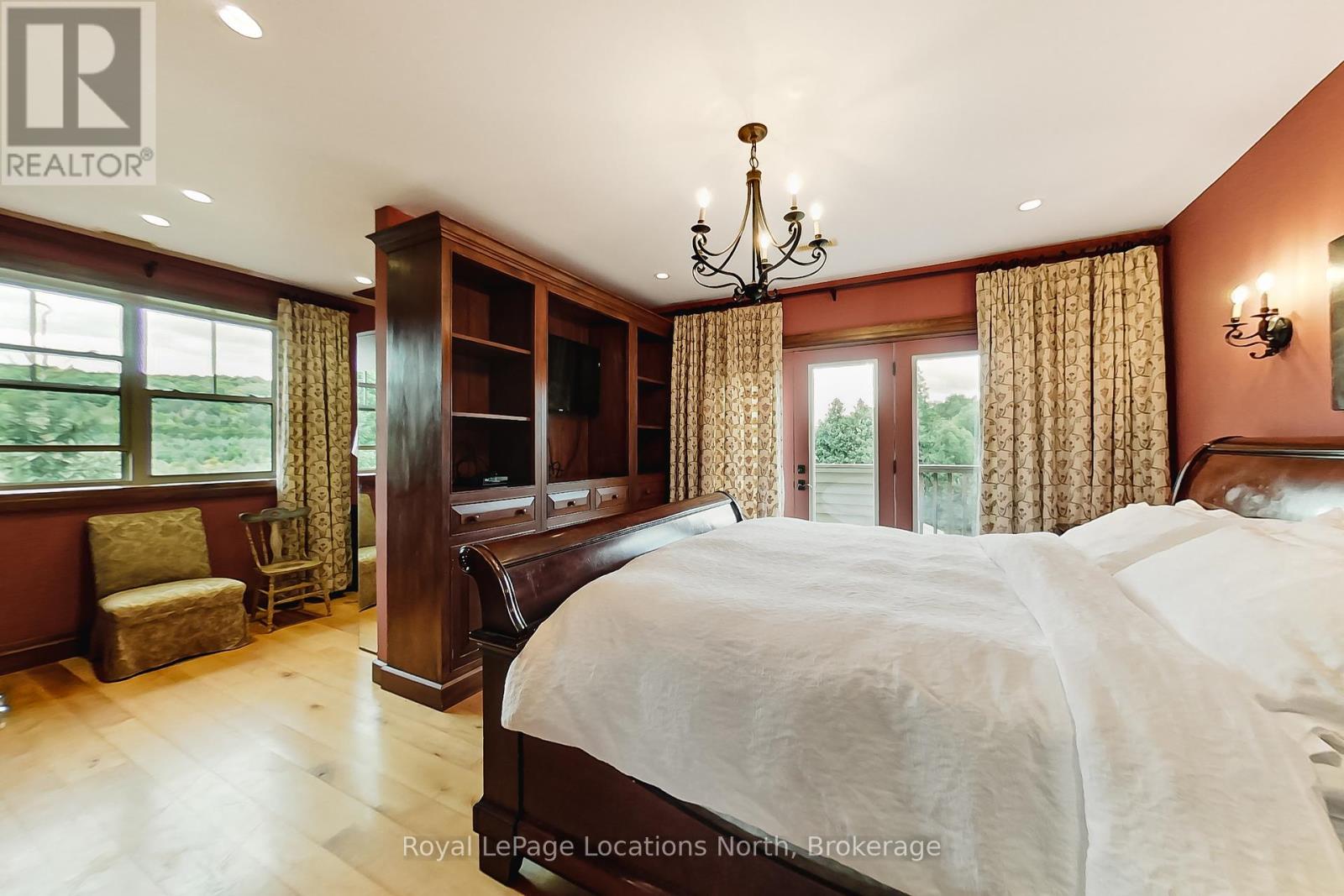 415456 Tenth Line, Blue Mountains, Ontario  N0H 2E0 - Photo 25 - X12371889
