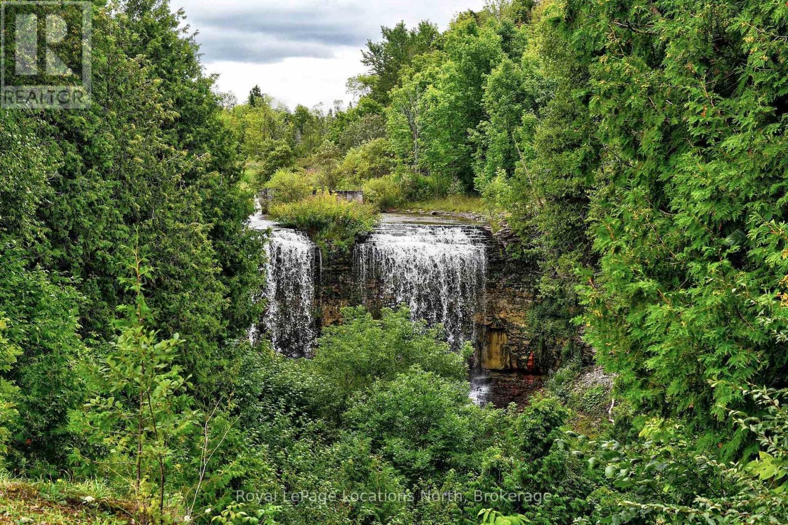 415456 Tenth Line, Blue Mountains, Ontario  N0H 2E0 - Photo 3 - X12371889
