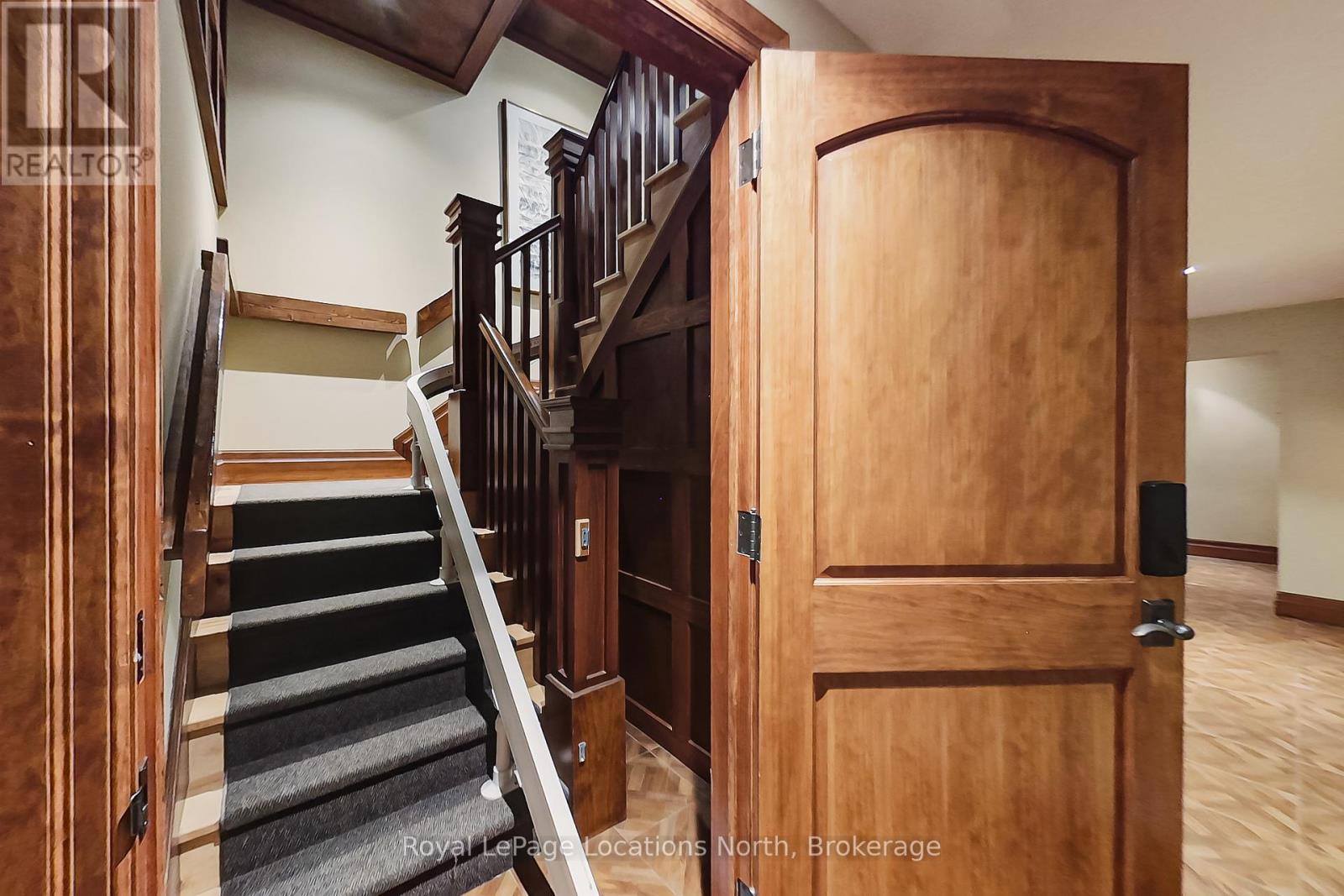 415456 Tenth Line, Blue Mountains, Ontario  N0H 2E0 - Photo 34 - X12371889