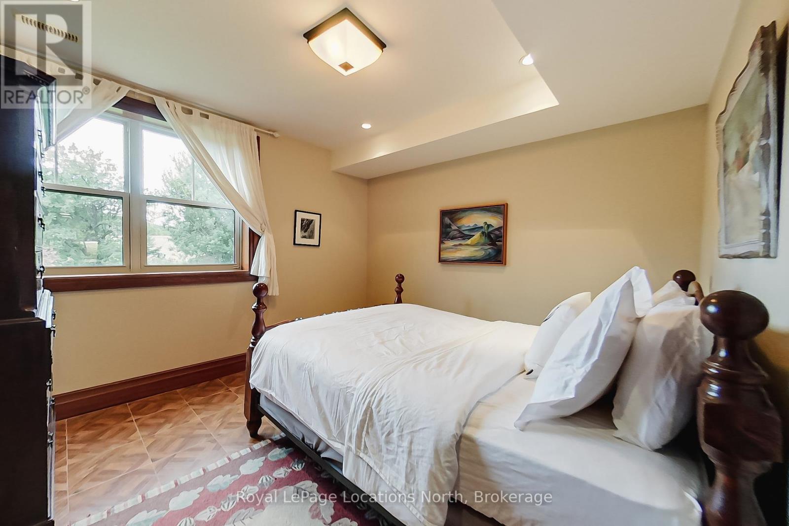 415456 Tenth Line, Blue Mountains, Ontario  N0H 2E0 - Photo 43 - X12371889