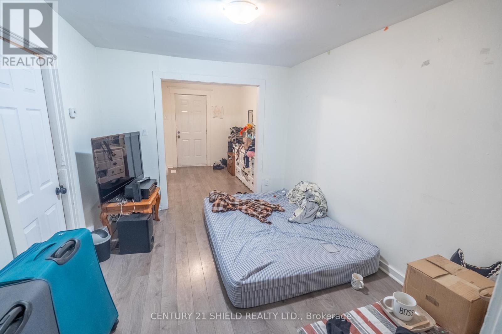 314 Guy Street, Cornwall, Ontario  K6H 4V2 - Photo 10 - X12371868