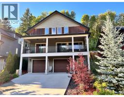 948 Redstone Drive Rossland