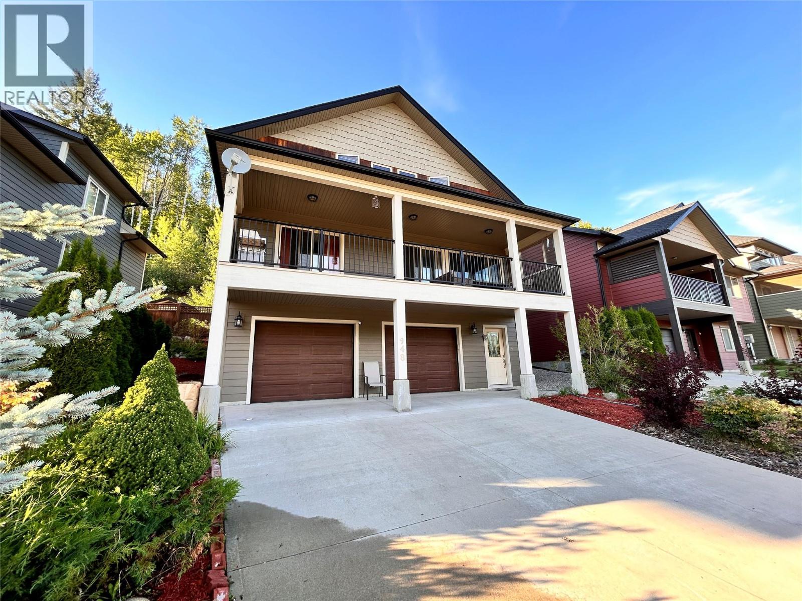 948 Redstone Drive, Rossland, British Columbia  V0G 1Y0 - Photo 2 - 10360464