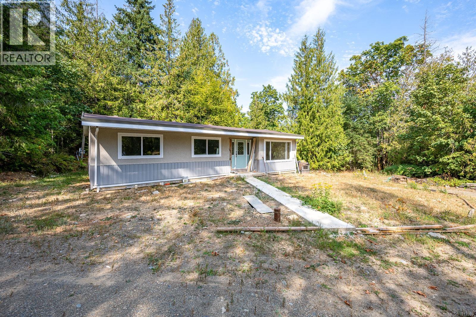 7390 Cougar Smith Rd, Fanny Bay, British Columbia  V0R 1W0 - Photo 15 - 1012003