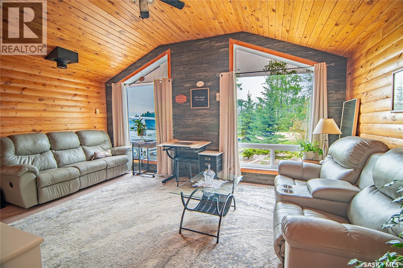 2 Martin Drive, Candle Lake, Saskatchewan  S0J 3E0 - Photo 3 - SK016010