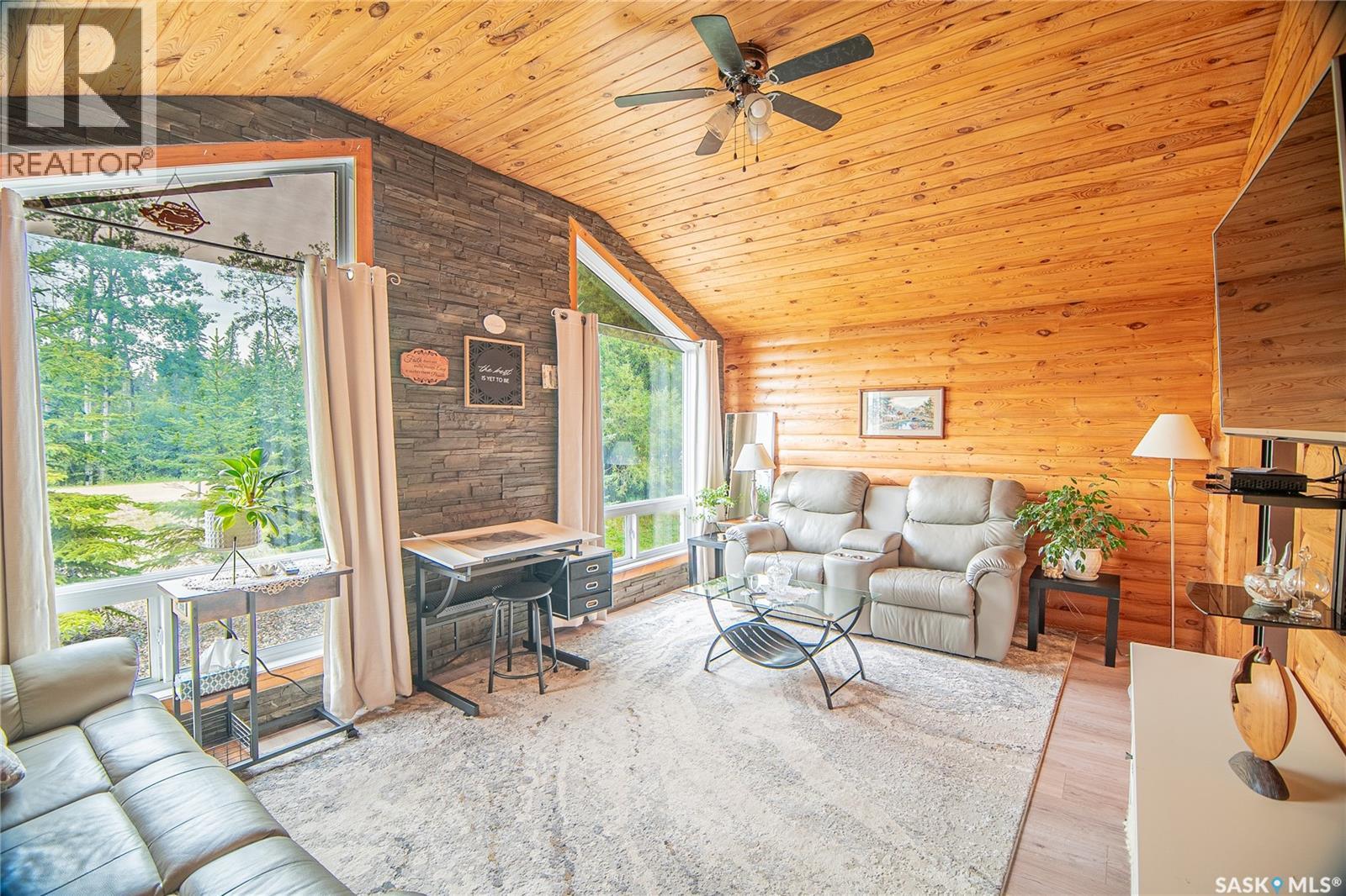 2 Martin Drive, Candle Lake, Saskatchewan  S0J 3E0 - Photo 4 - SK016010