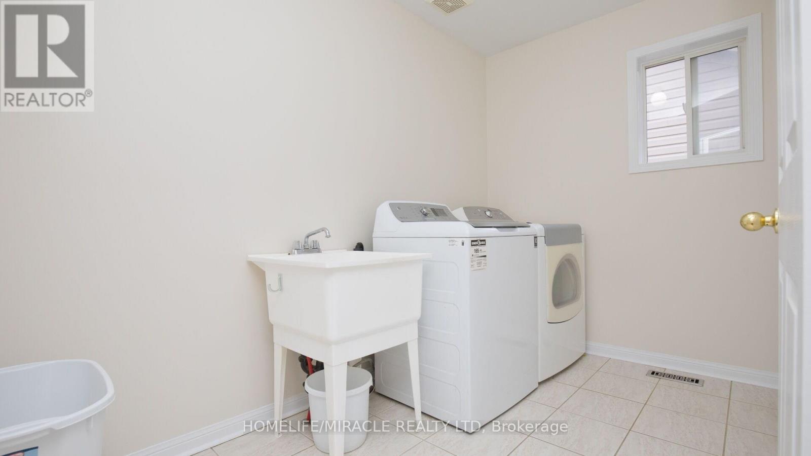 118 Owlridge Drive, Brampton, Ontario  L6X 0M7 - Photo 13 - W12371907
