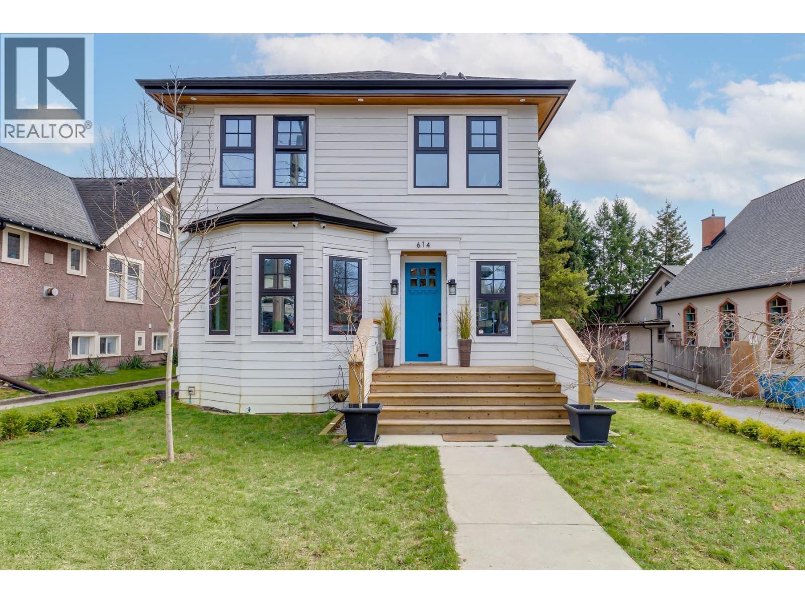614 Fourth Avenue, New Westminster, British Columbia  V3M 1S4 - Photo 3 - R3033806