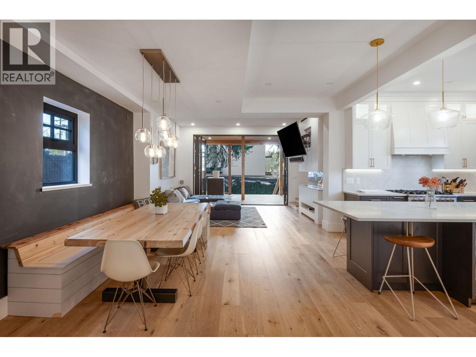614 Fourth Avenue, New Westminster, British Columbia  V3M 1S4 - Photo 6 - R3033806