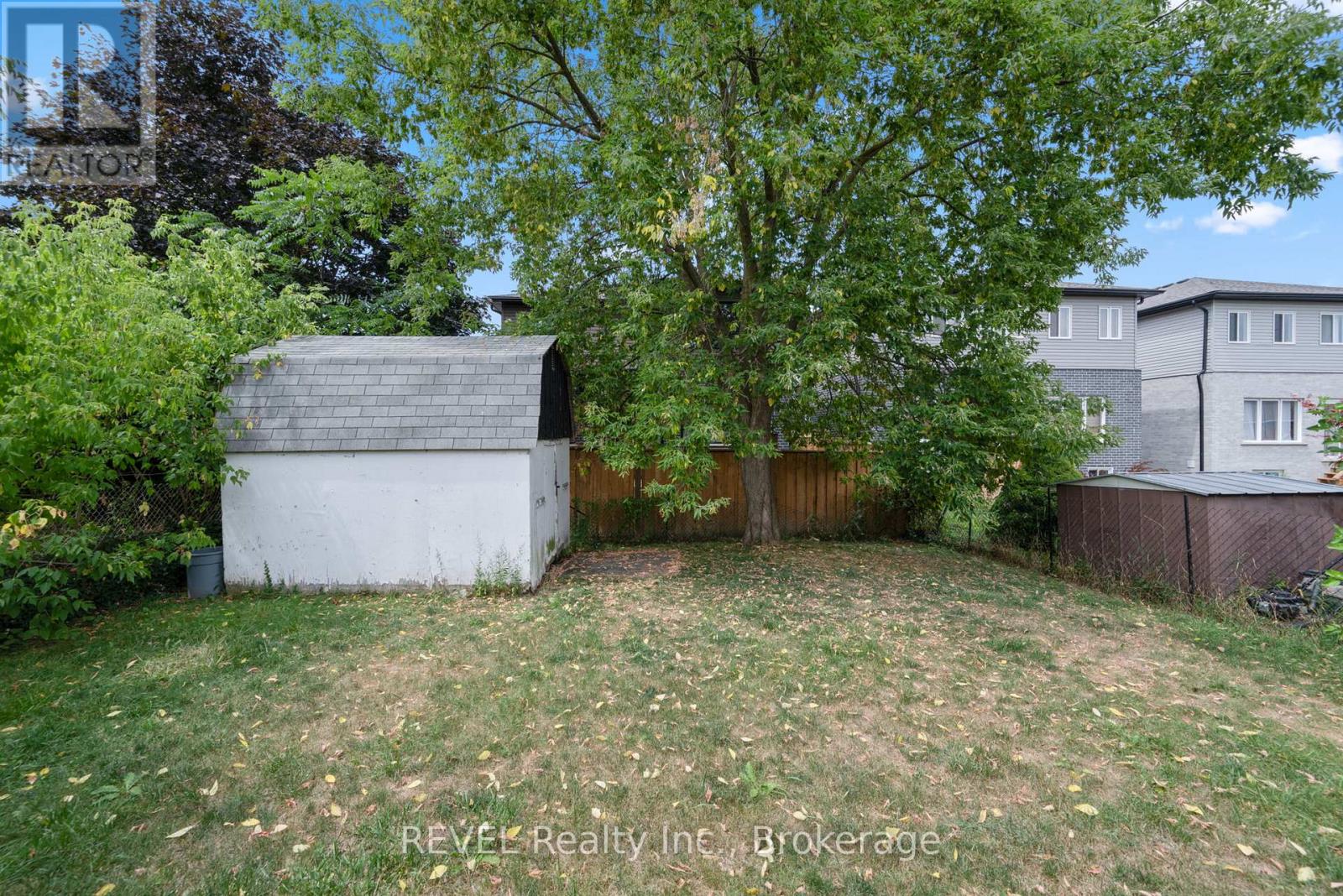 229 Morton Street, Thorold, Ontario  L2V 1C8 - Photo 43 - X12346250