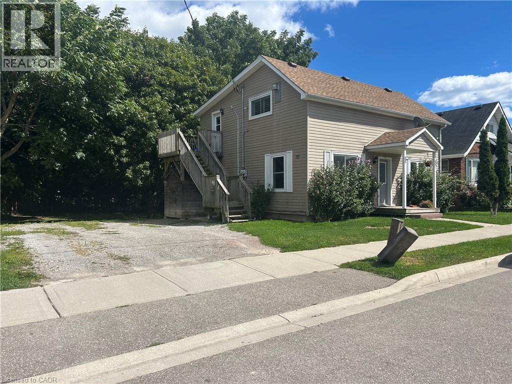 135 Head Street S, Simcoe, Ontario  N3Y 3A3 - Photo 1 - 40763092