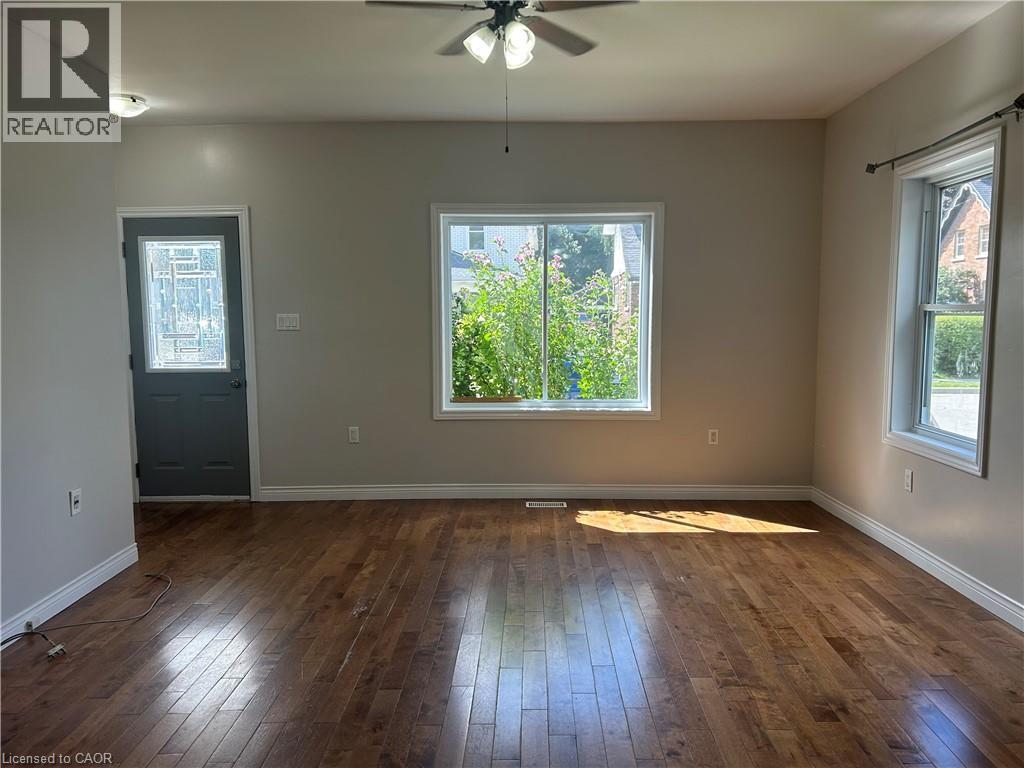135 Head Street S, Simcoe, Ontario  N3Y 3A3 - Photo 3 - 40763092