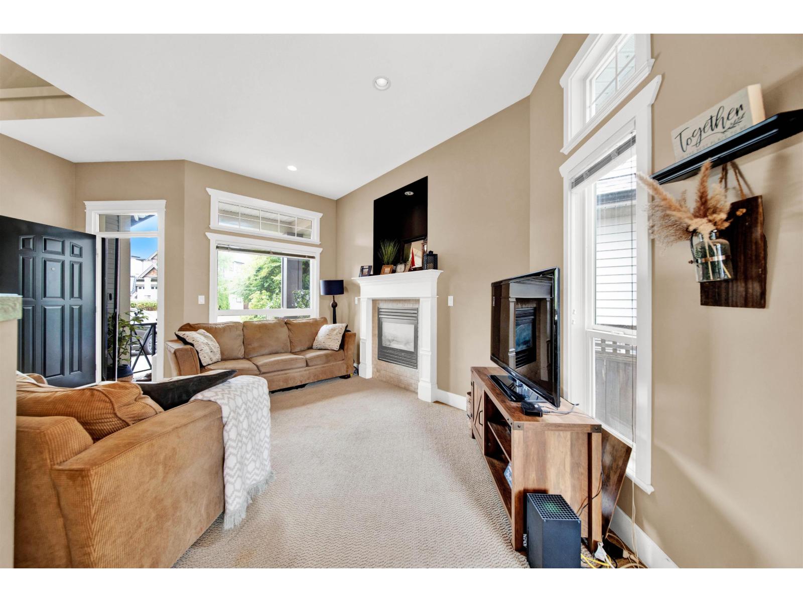 15072 61b Avenue, Surrey, British Columbia  V3S 5L7 - Photo 6 - R3035402