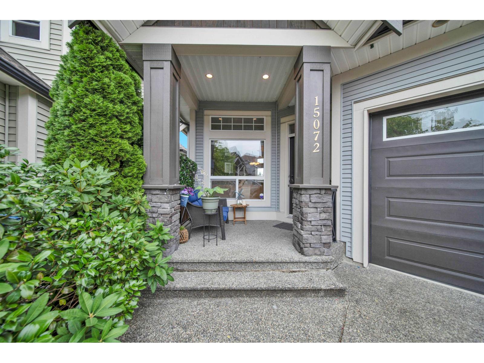 15072 61b Avenue, Surrey, British Columbia  V3S 5L7 - Photo 3 - R3035402