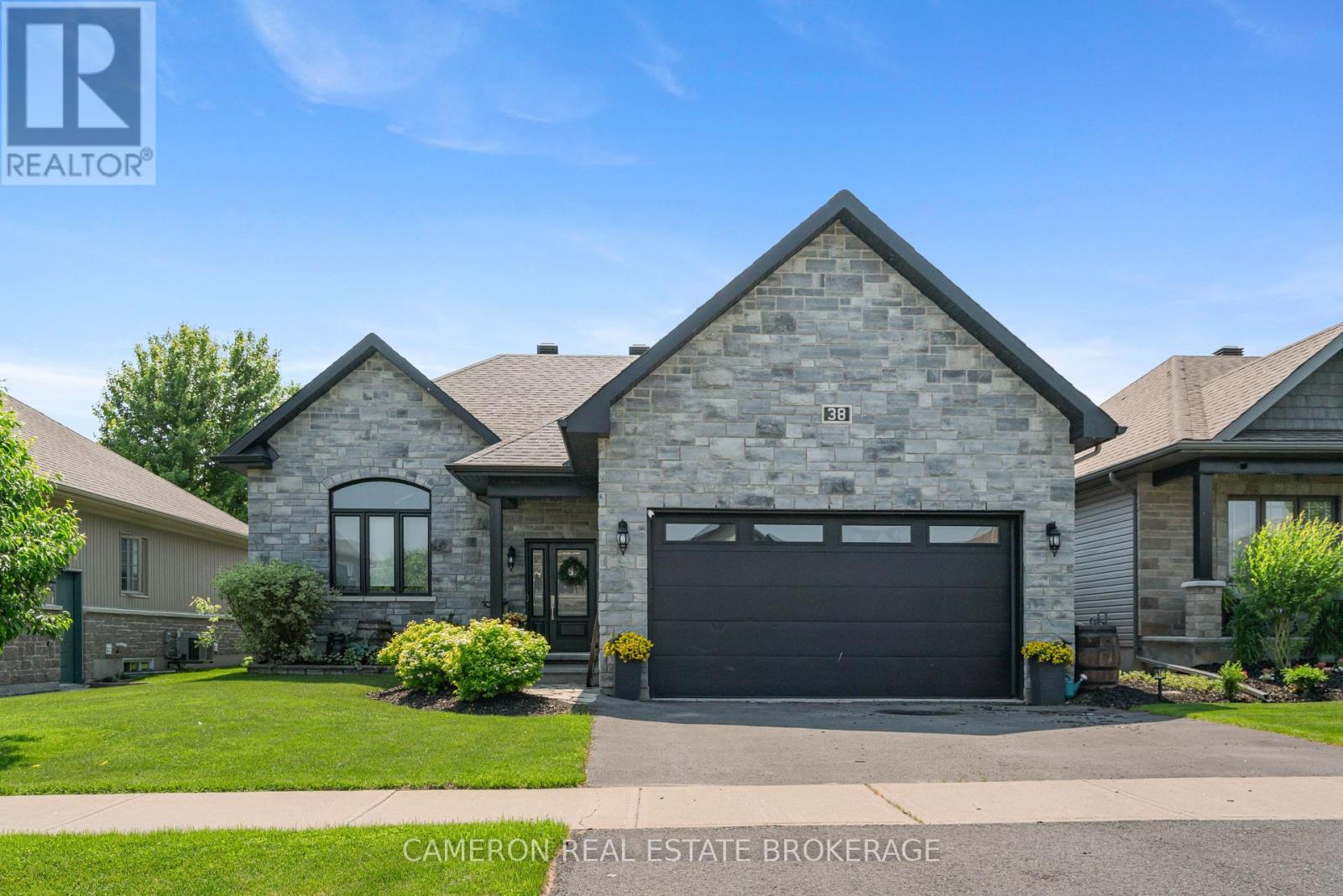 38 JIM BROWNELL BOULEVARD, South Stormont, Ontario