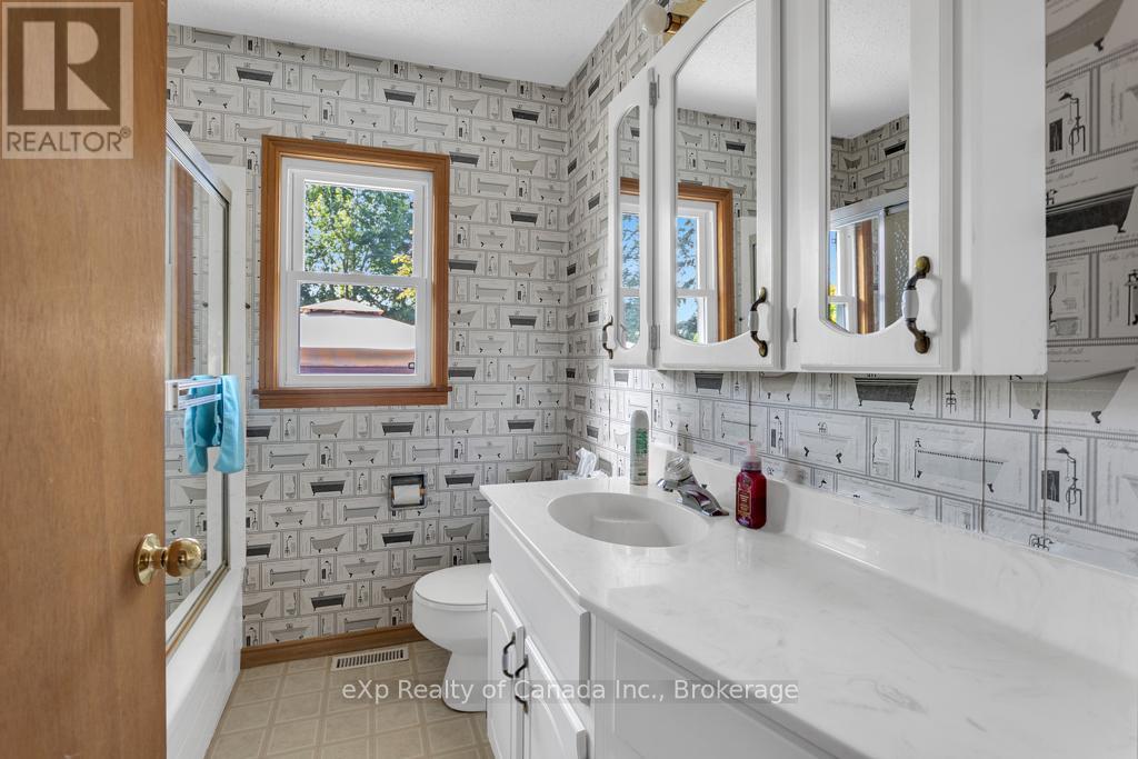 154 Main Street, Norfolk, Ontario  N0J 1E0 - Photo 24 - X12371914