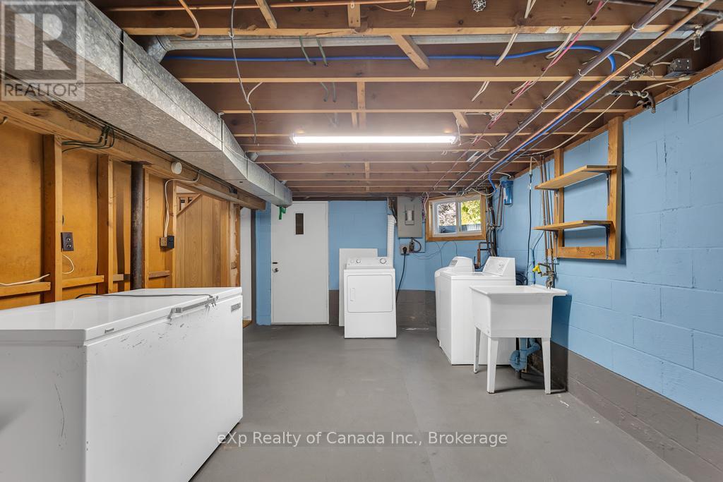 154 Main Street, Norfolk, Ontario  N0J 1E0 - Photo 28 - X12371914