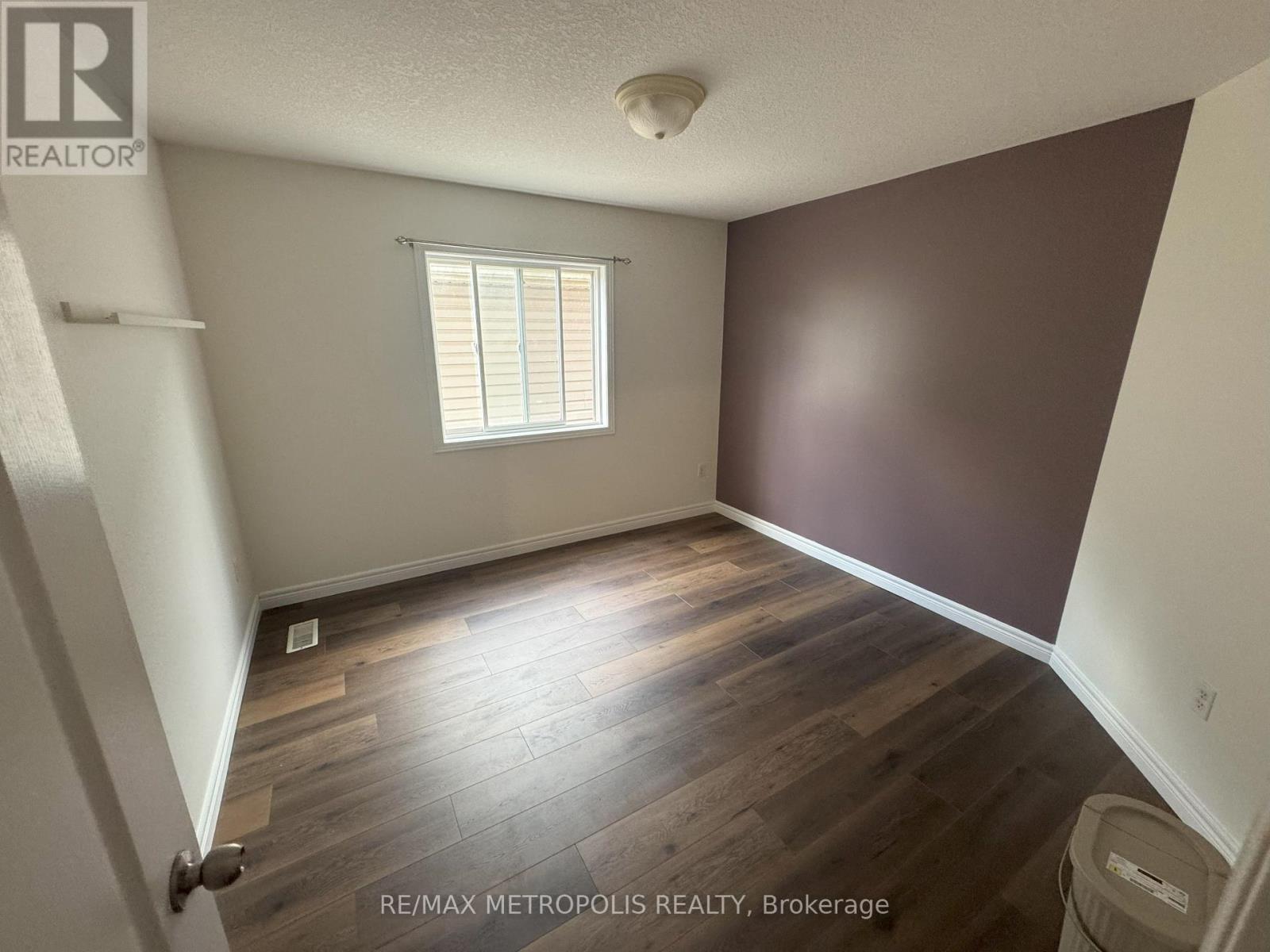 Room 2 - 770 Brandenburg Boulevard, Waterloo, Ontario  N2T 2X1 - Photo 10 - X12371933