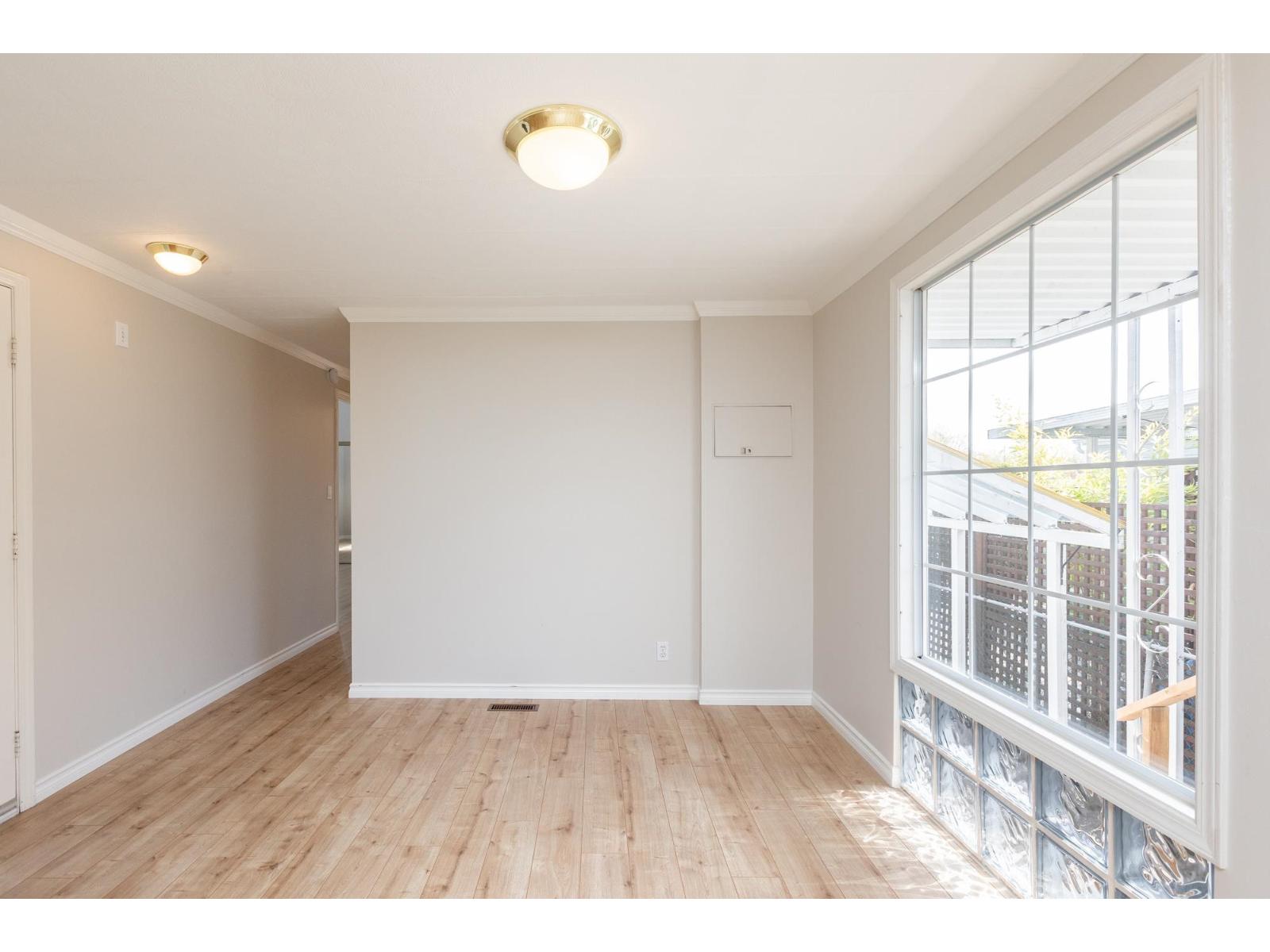 2102 Cumbria Drive, Surrey, British Columbia  V4A 5K3 - Photo 12 - R3010140