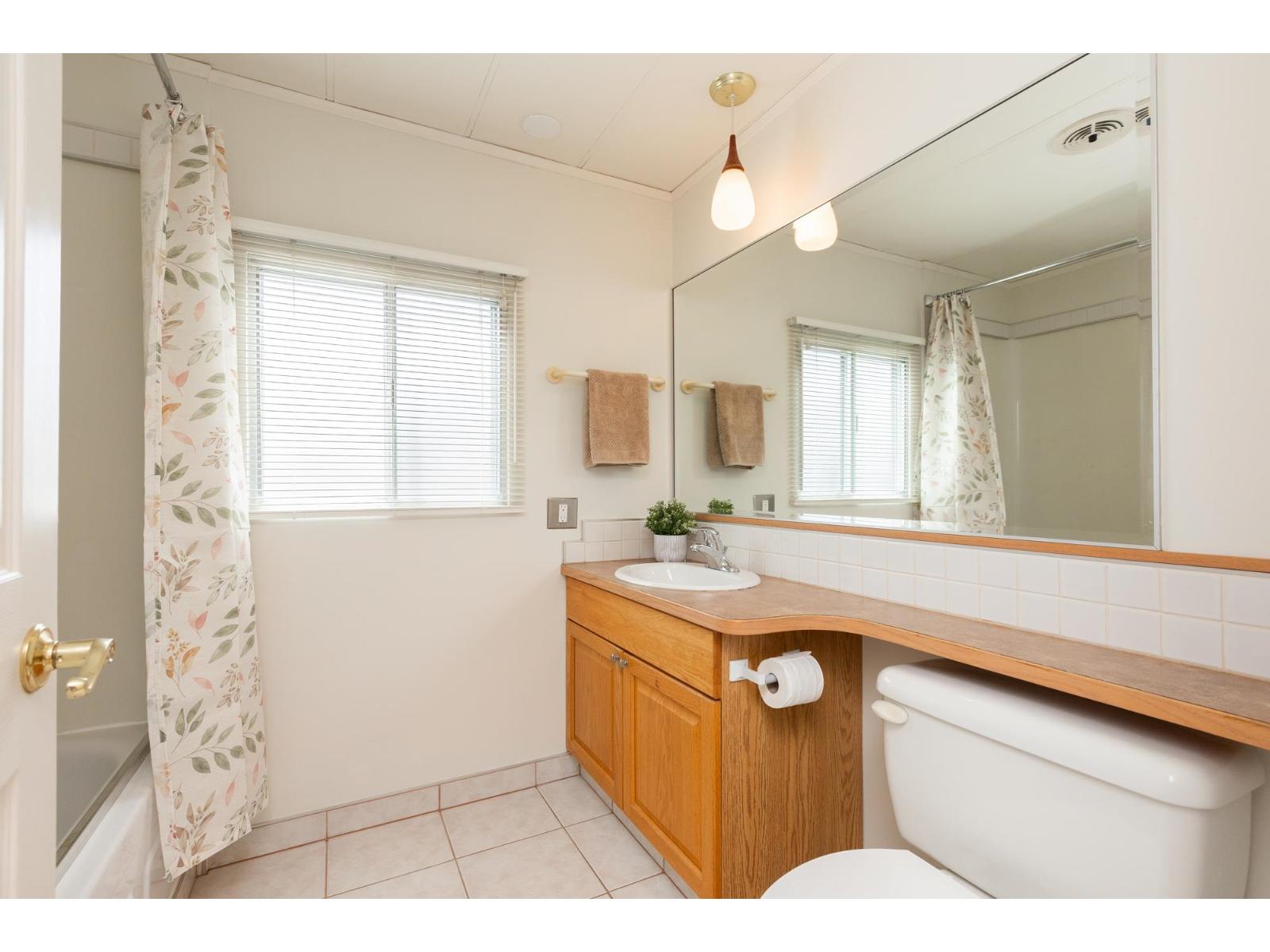 2102 Cumbria Drive, Surrey, British Columbia  V4A 5K3 - Photo 25 - R3010140