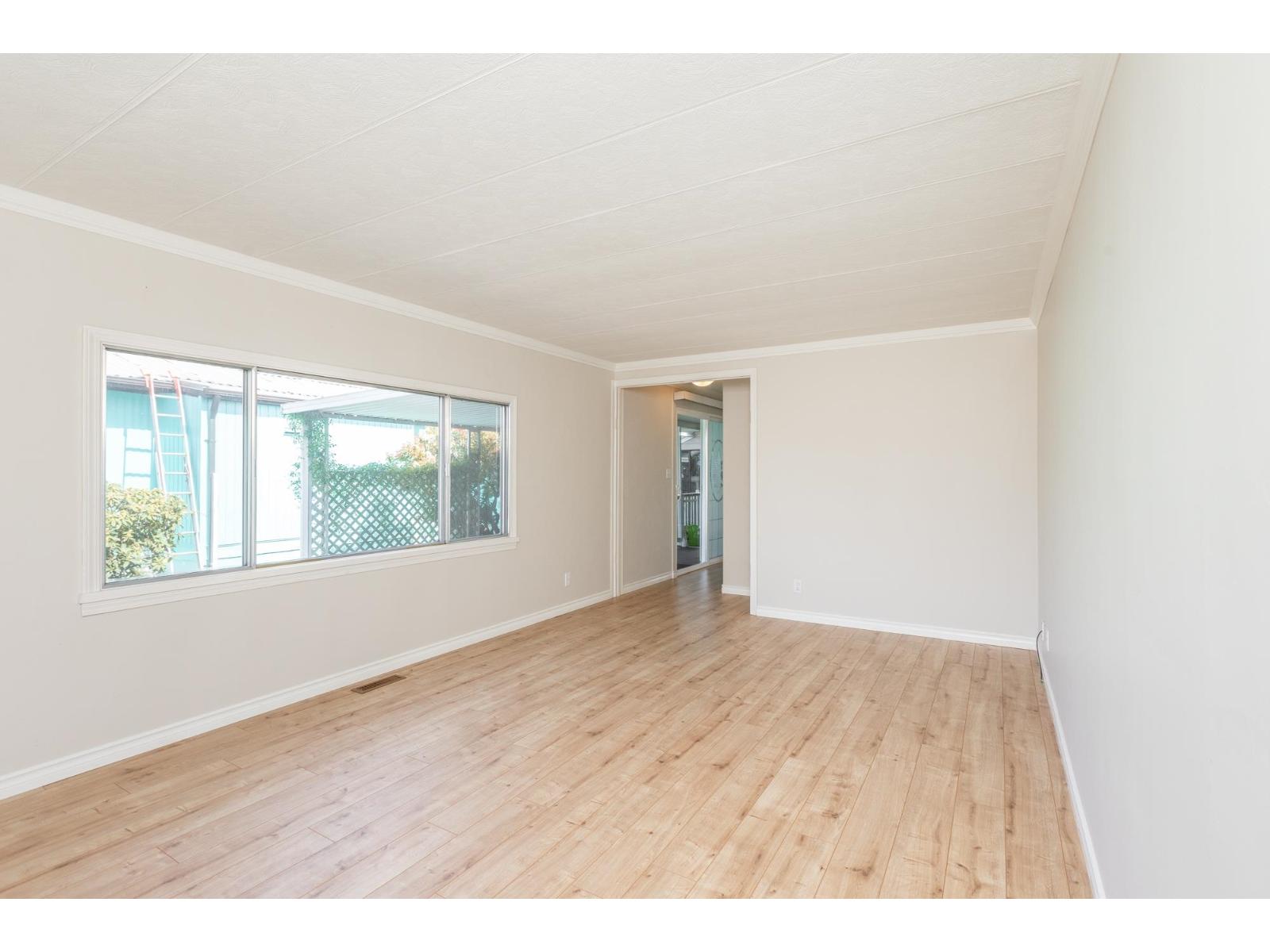 2102 Cumbria Drive, Surrey, British Columbia  V4A 5K3 - Photo 16 - R3010140