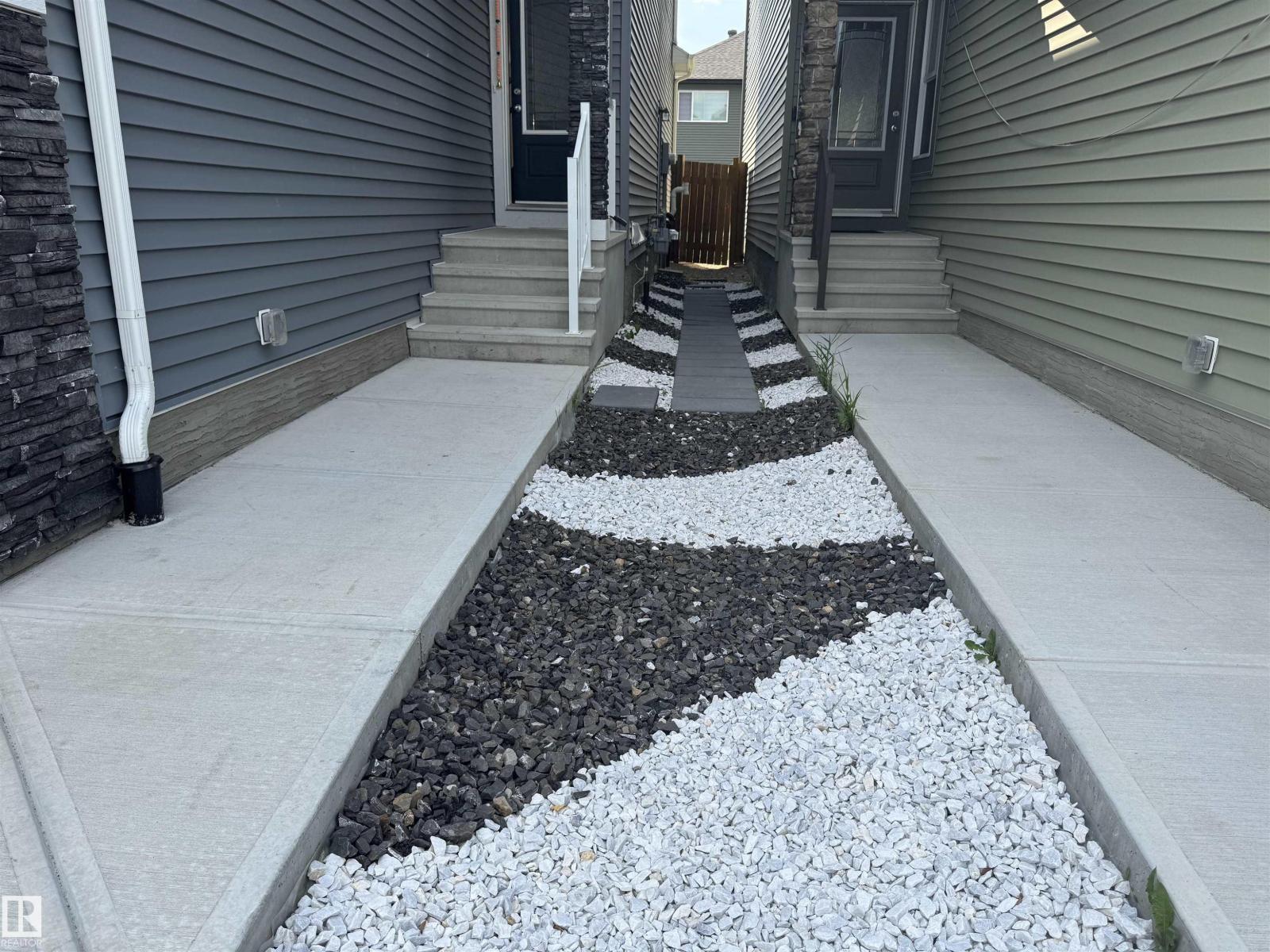 2043 13 Av Nw, Edmonton, Alberta  T6T 2R8 - Photo 50 - E4455464