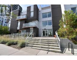205, 3125 39 Street Nw University District, Calgary, Ca