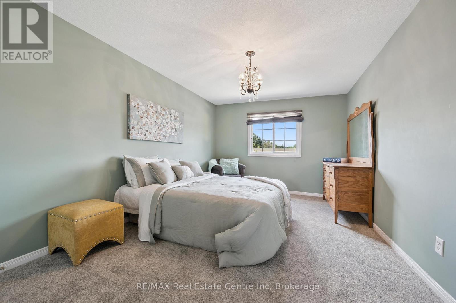 179 Prosperity Drive, Kitchener, Ontario N2E 4E5 - Photo 12 - X12371959