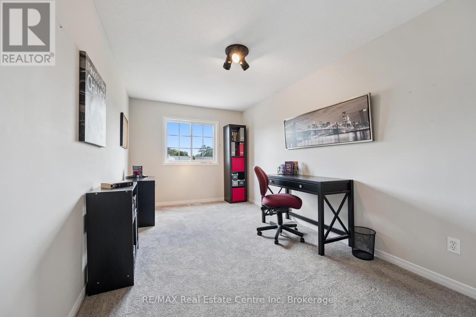 179 Prosperity Drive, Kitchener, Ontario N2E 4E5 - Photo 14 - X12371959