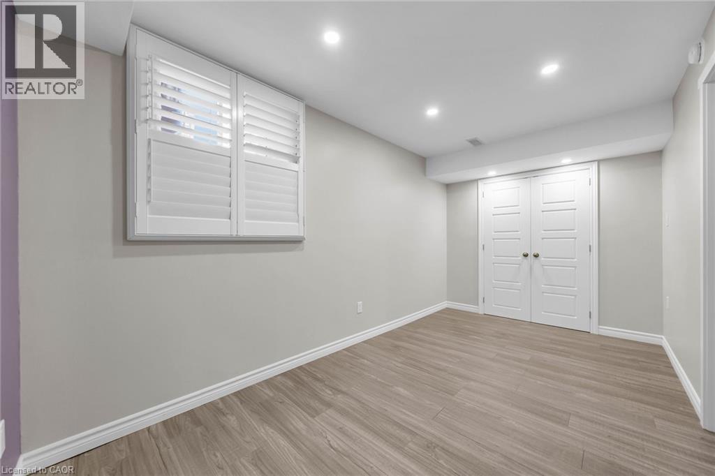 70 Plains Road W Unit# 25, Burlington, Ontario  L7T 0B6 - Photo 33 - 40764823