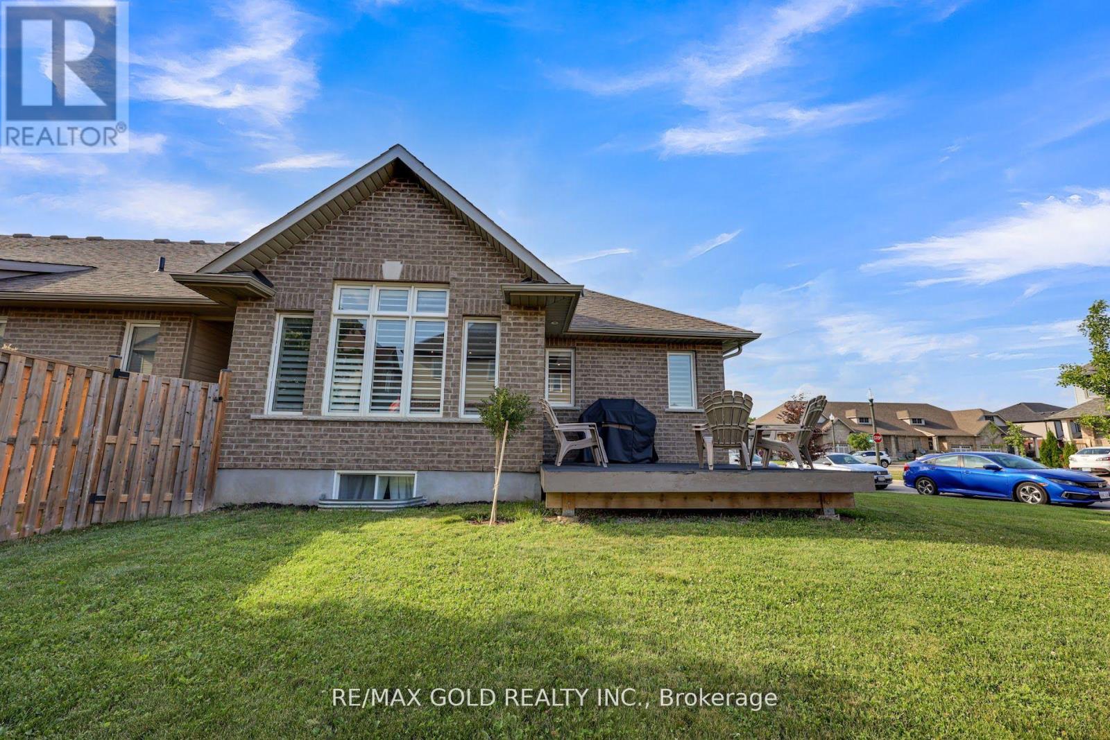 1460 Dunkirk Avenue, Woodstock (Woodstock - North), Ontario  N4T 0J9 - Photo 42 - X12371971