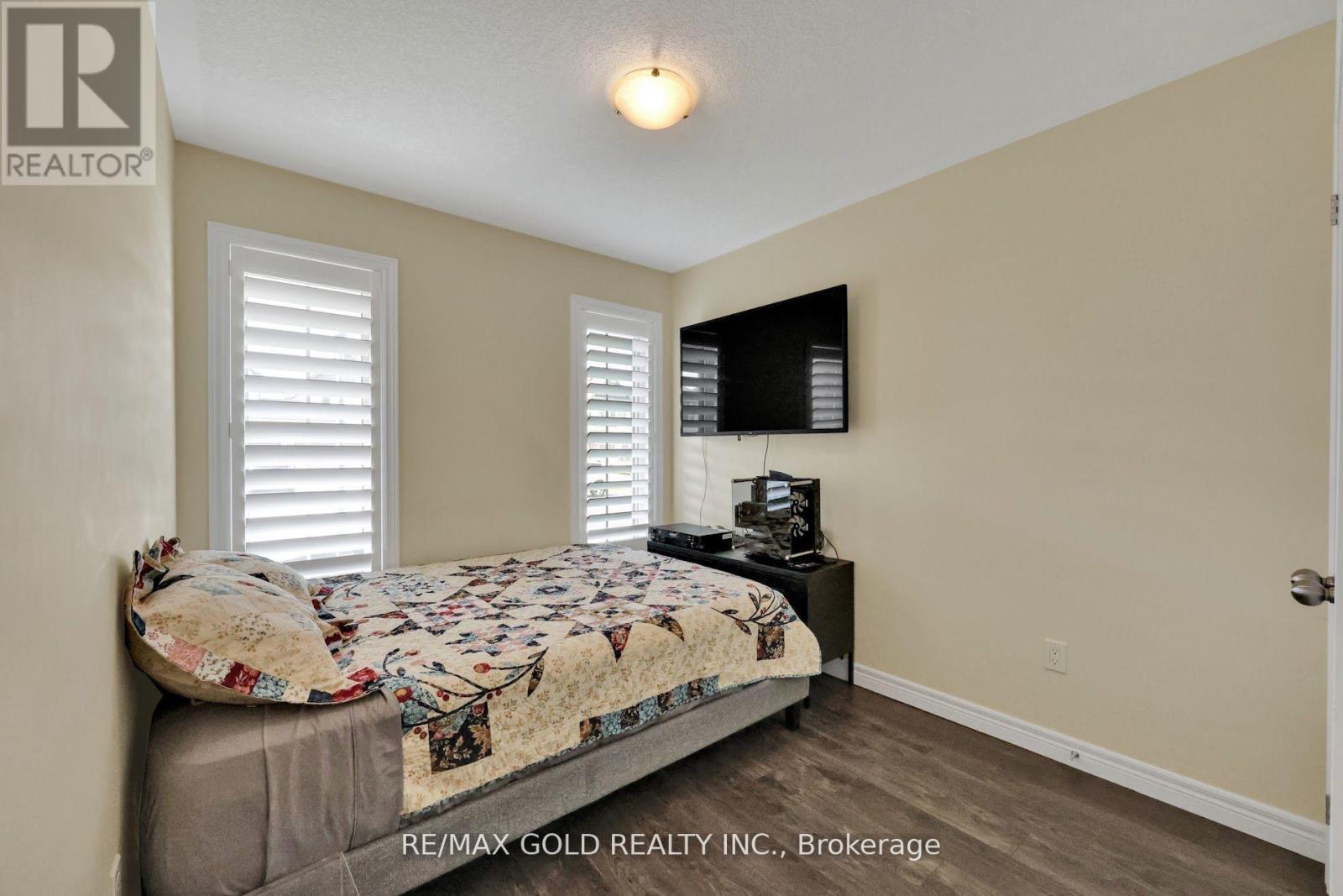 1460 Dunkirk Avenue, Woodstock (Woodstock - North), Ontario  N4T 0J9 - Photo 7 - X12371971
