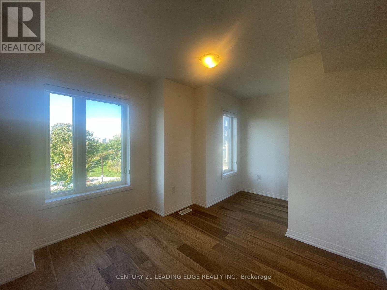 3 Locust Lodge Gardens, Toronto, Ontario  M3K 0B2 - Photo 10 - W12371980