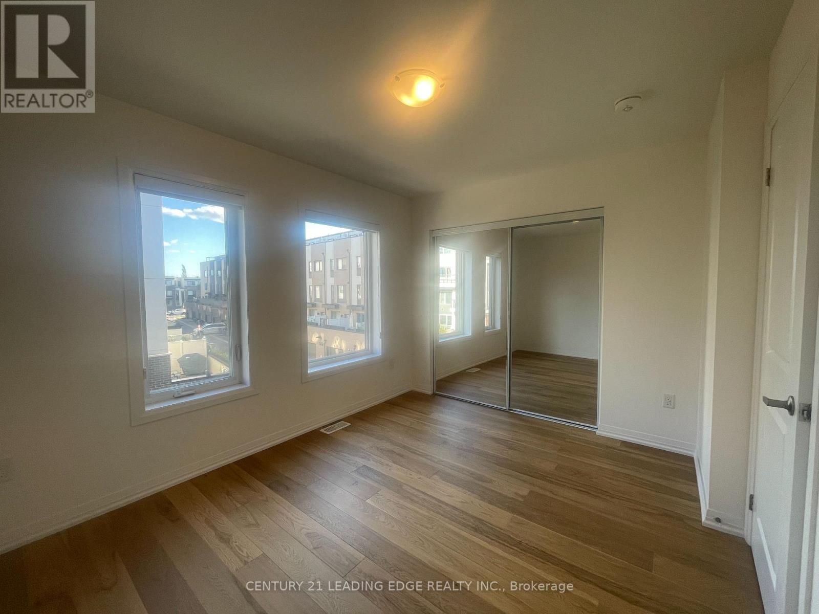 3 Locust Lodge Gardens, Toronto, Ontario  M3K 0B2 - Photo 14 - W12371980