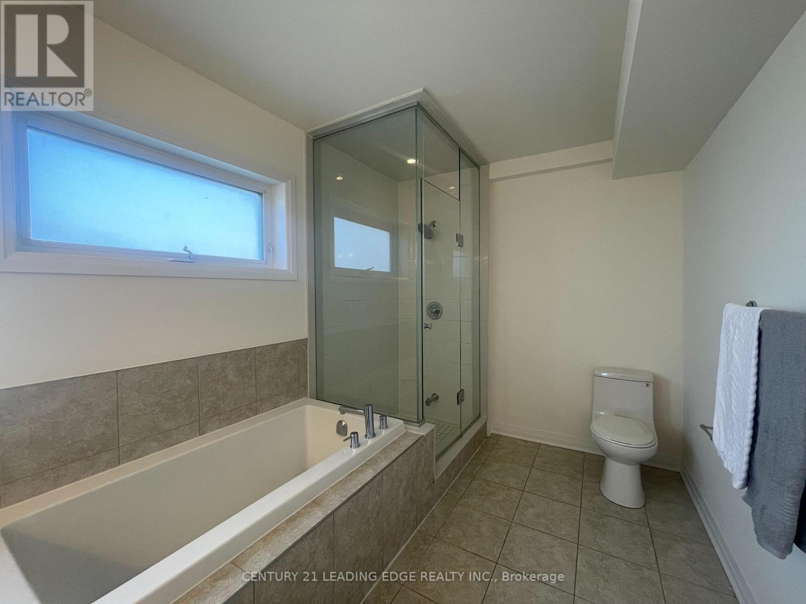 3 Locust Lodge Gardens, Toronto, Ontario  M3K 0B2 - Photo 16 - W12371980
